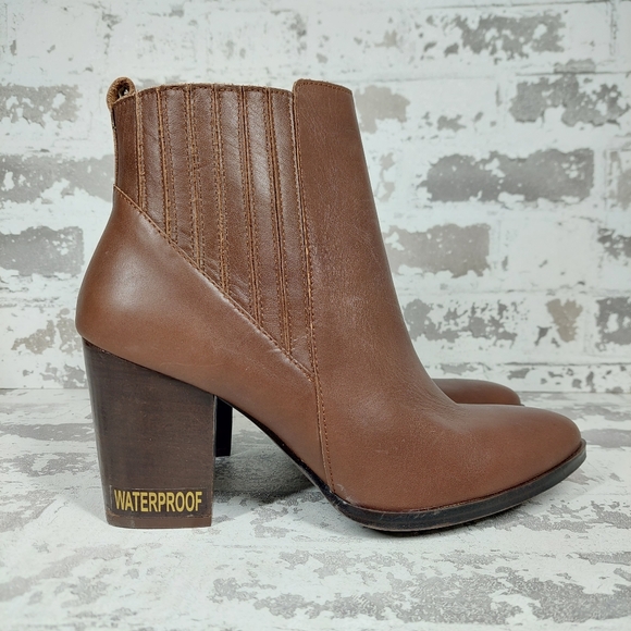 NEW Blondo Reese Waterproof Brown Leather Block Heel Ankle Boots X250 - Picture 4 of 12